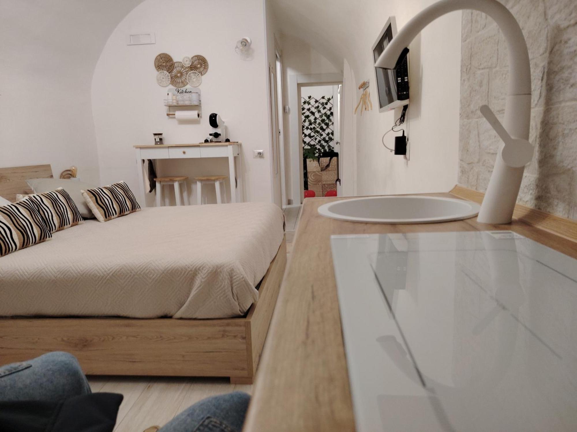 La Petite Maison Bari Luaran gambar